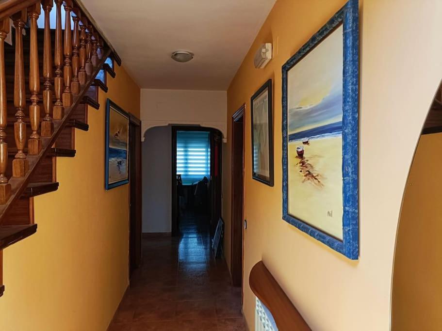 Casa Con Jardin Y Piscina Privada. Villa Santa Eulalia de Ronsaná Eksteriør billede